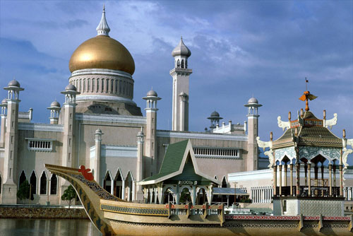 Menara Kuala Lumpur Beautiful Mosque
