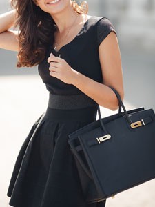 Meet the luxury beauty and have her escort you to NYC dinner dates