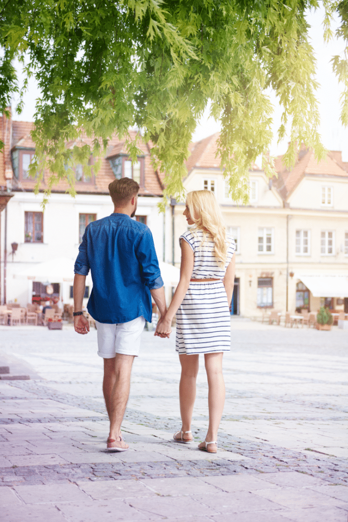 Upscale Female Escorts in Austria 4 Couple-in-Old-Town-Nice