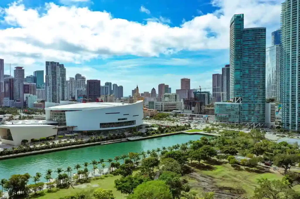 Miami Escorts 13 Biscayne in Miami