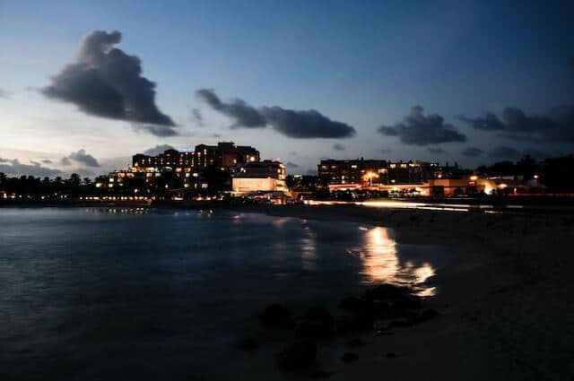 Discreet Refined Female Escorts in the Caribbean 12 Business in Caribbean Discreet Refined Female Escorts in the Caribbean