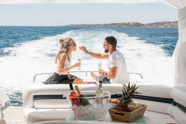 Luxury Service Yacht Discreet High-End Female Escorts in Australia