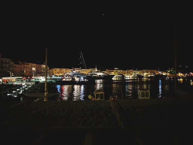 Night life in St. Tropez Elite Escort St. Tropez Travel Models