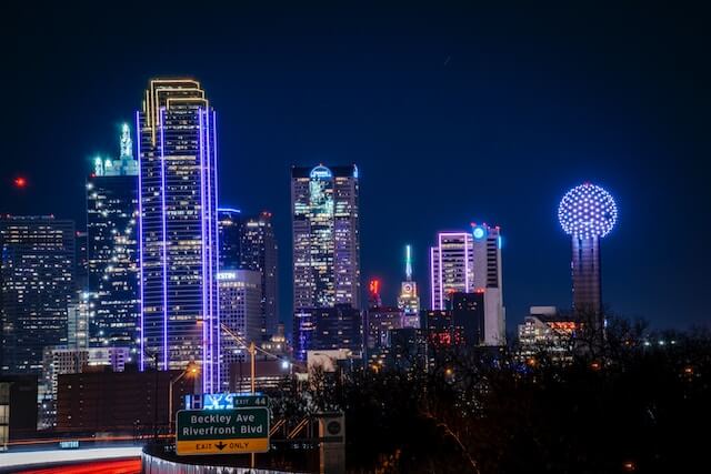 Night life in Dallas Dallas Escorts