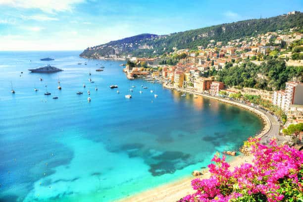 visit French Riviera with yacht escort