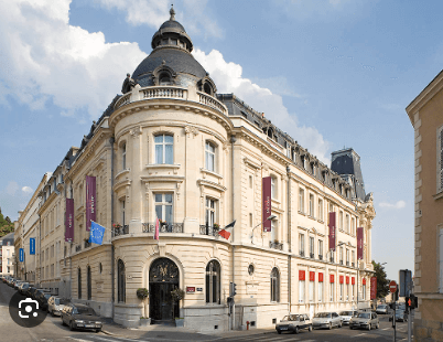 High-Class Escorts in Le Mans 15 Le Mans Hotel High-Class Escorts in Le Mans