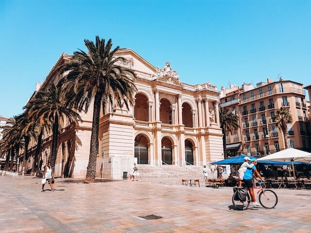 Elite Escorts in Toulon 4 emmanuel martin LSntNYbyltk unsplash Elite Escorts in Toulon