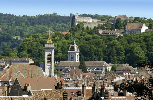 la vieille ville de besancon 2 Elite Escorts in Besançon