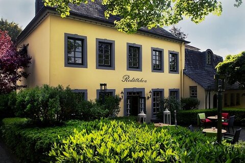 High-Class Bonn Escorts 9 Bonns Nocturnal Charm and Culinary Paradise High-Class Bonn Escorts