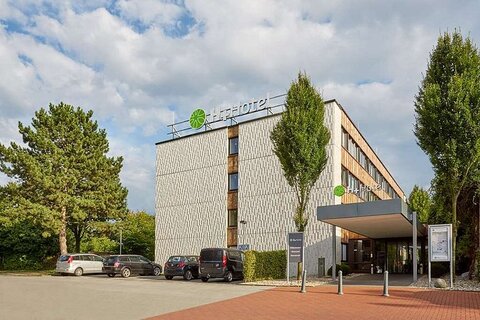 High-Class Escorts in Bochum 12 Prime Accommodation in the Heart of Bochum High-Class Escorts in Bochum