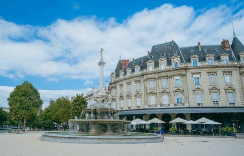 VIP & Elite Escorts in Valence 1 Valence Escort VIP & Elite Escorts in Valence