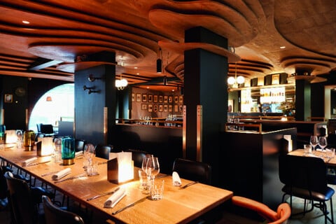 VIP & Elite Escorts in Valence 9 Valences Culinary Delights Nighttime Charm VIP & Elite Escorts in Valence