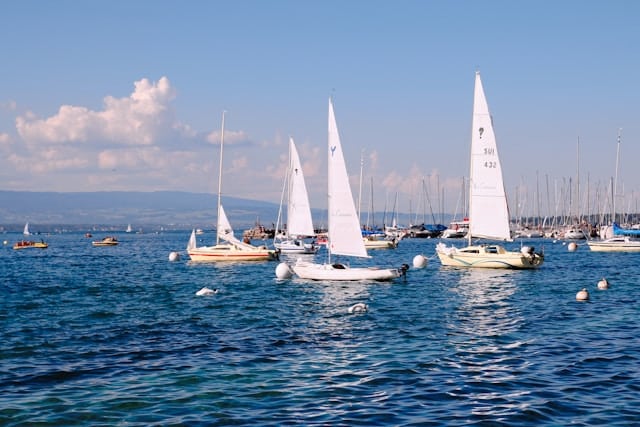 Private Yacht Cruise on Lake Geneva