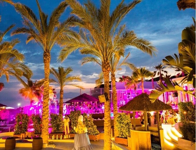 Experience Marbellas Vibrant Nightlife with a VIP Companion​ High Class Escorts in Marbella