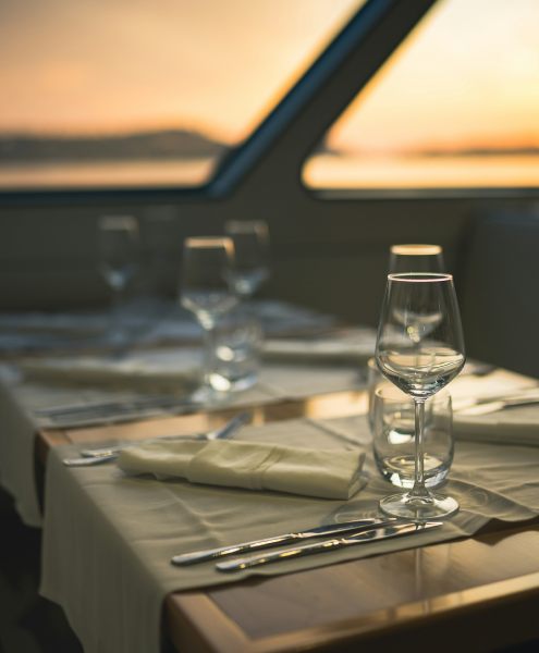 Accessing international escorts as travel companions with Mynt Models