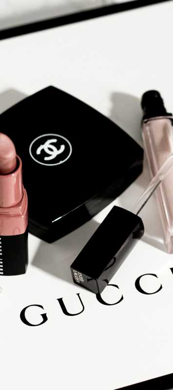 Trusted, exceptional women, join Mynt Models as an international travel companion escort