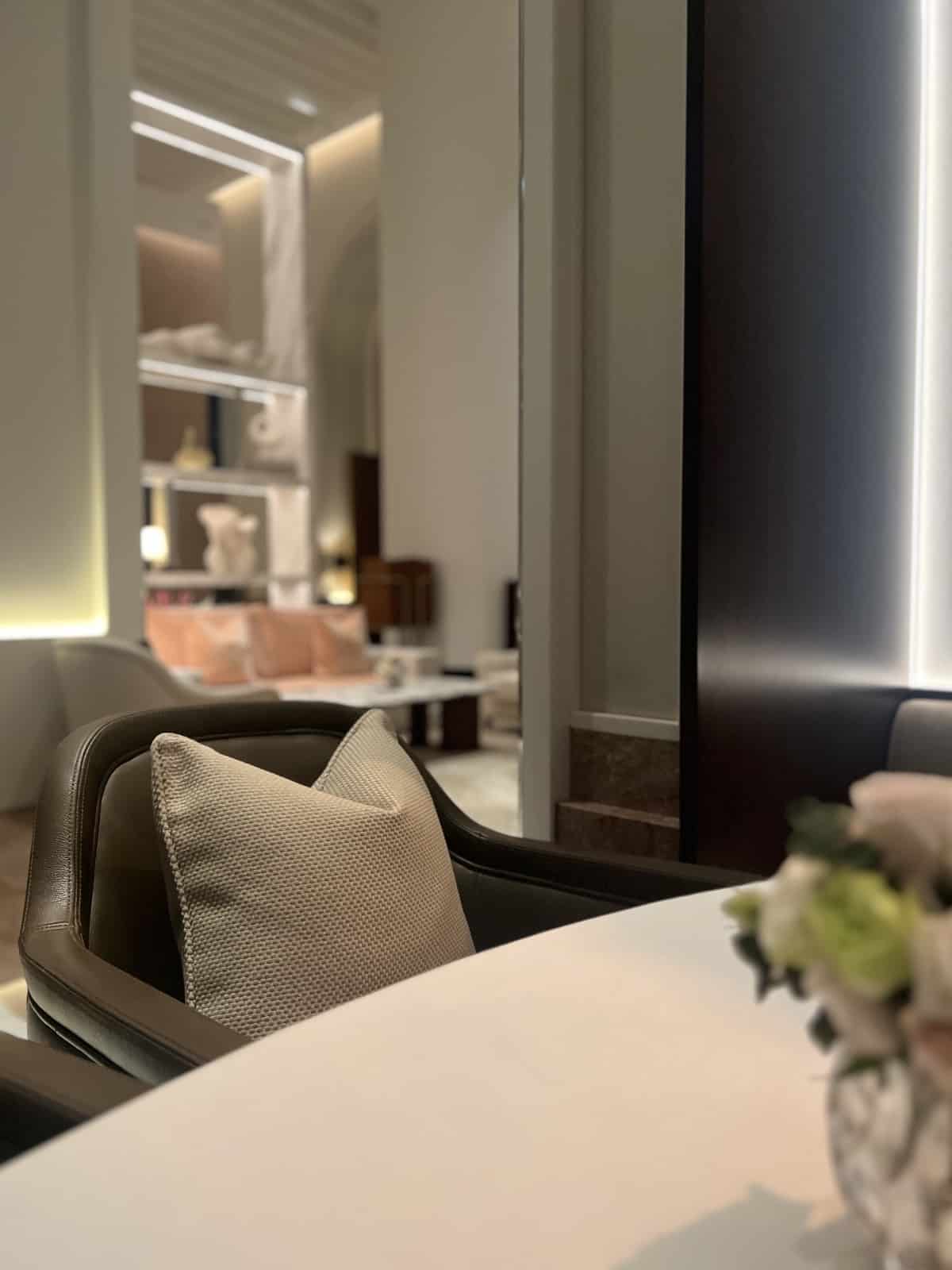 Luxury interiors: Miami’s five star hotels for meeting escorts