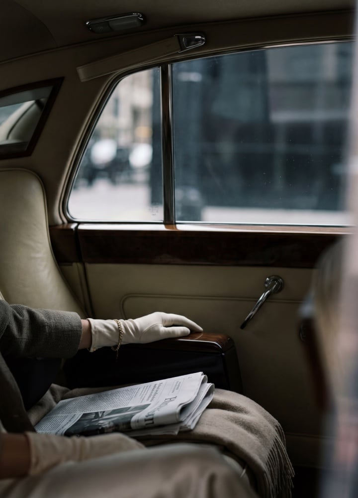 An elegant gloved hand; the Mynt Models difference