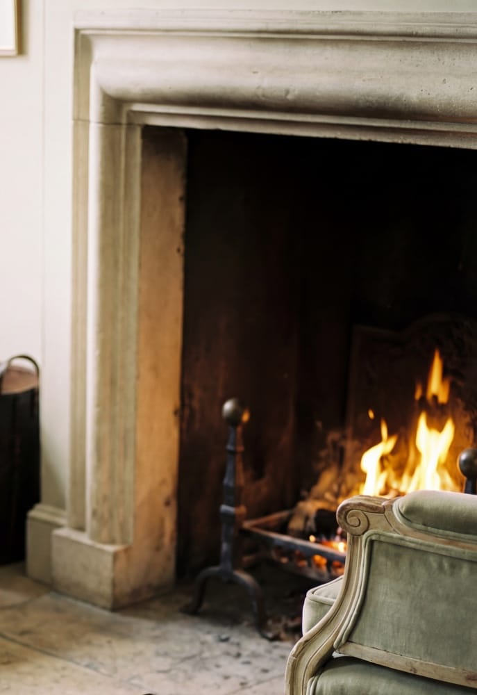 Discretion and social wariness; one of the distinctions of a high class escort